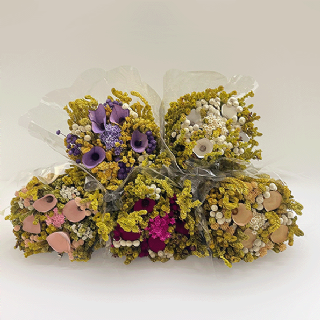 Buqu� de flores secas com flor de madeira - 42 cm